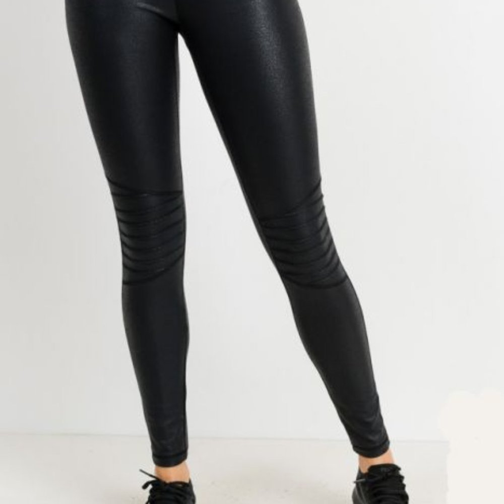 Ribbed-Knee Highwaist Foil Leggings